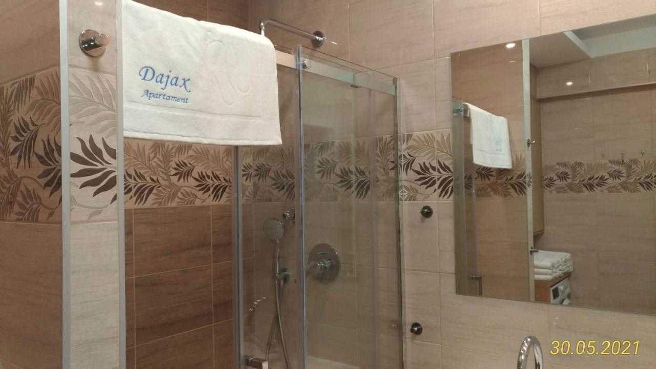 Apartment Dajax *